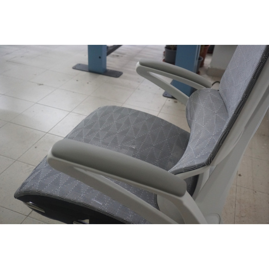 SEDIA DA UFFICIO GRIGIADIM: cm 62 x 52 x 113 -130 (h)