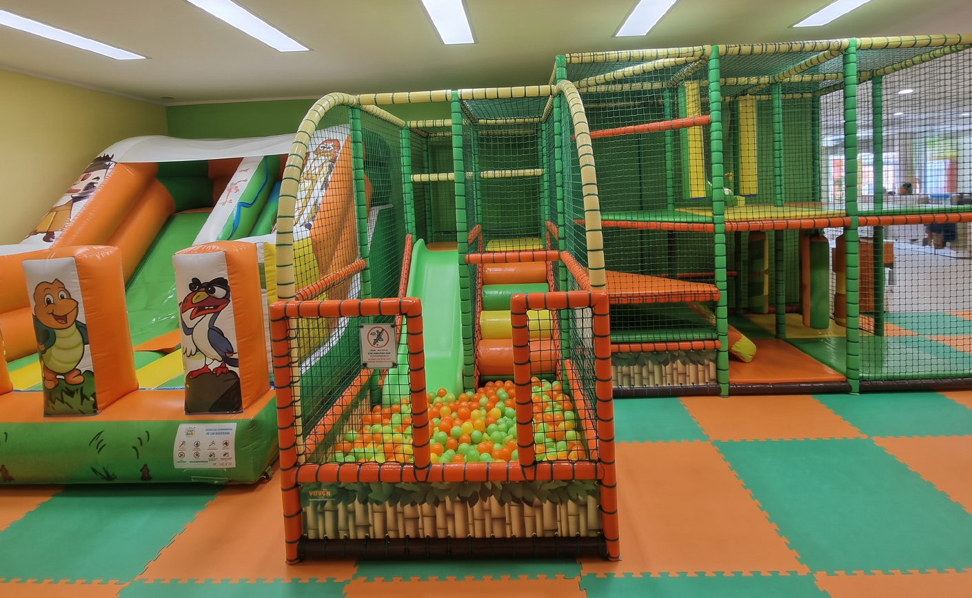 Playground o gioco gonfiabile: quale scegliere per la propria attività?