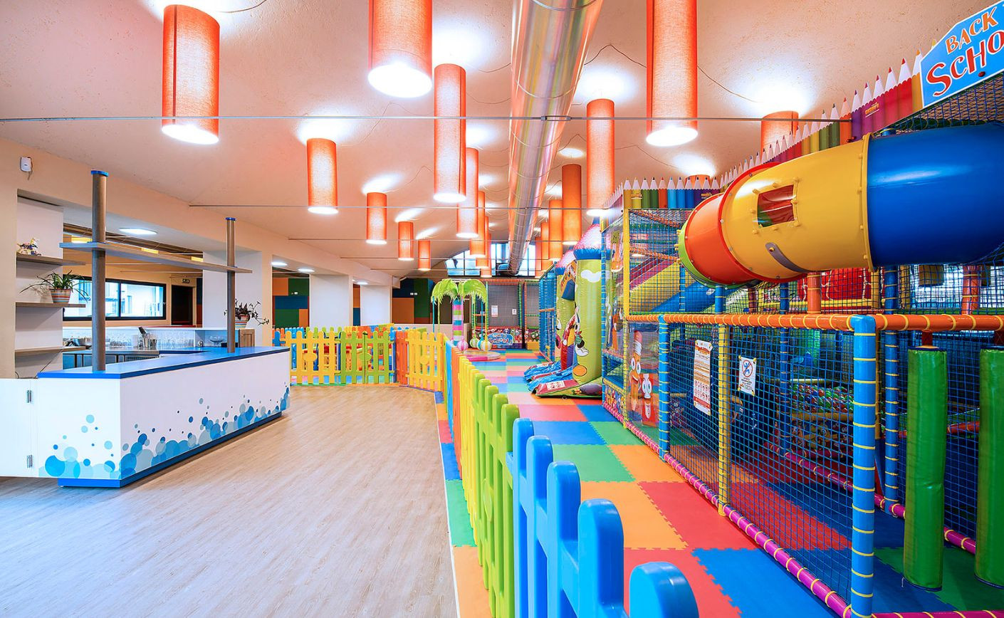 Allestimento ludoteca: come creare uno spazio che inviti al gioco