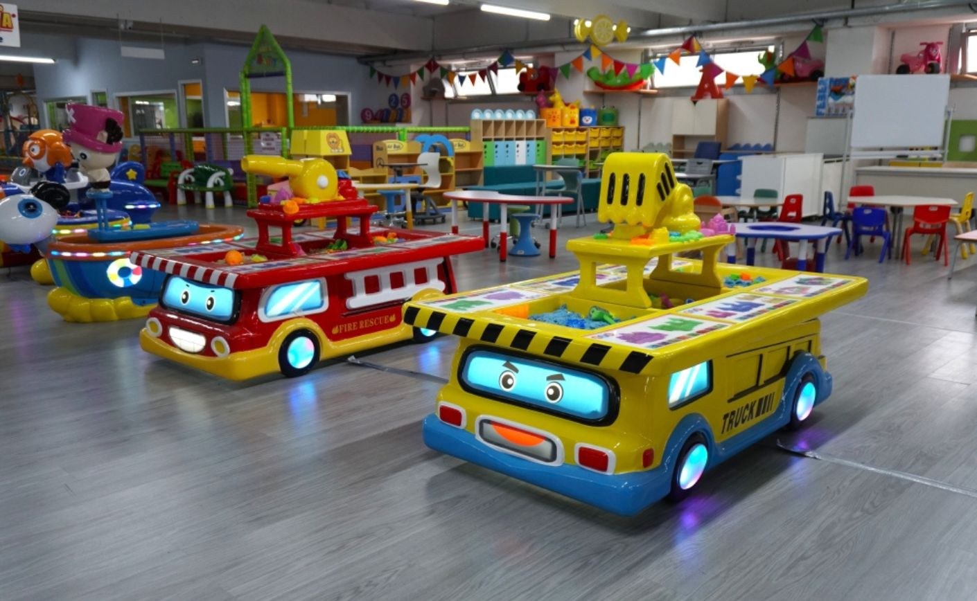 Scenografie in resina per ludoteche: design creativo e sicurezza per il gioco